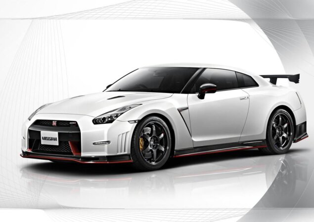 O Nissan GT-R ganhou versão preparada pela Nismo 