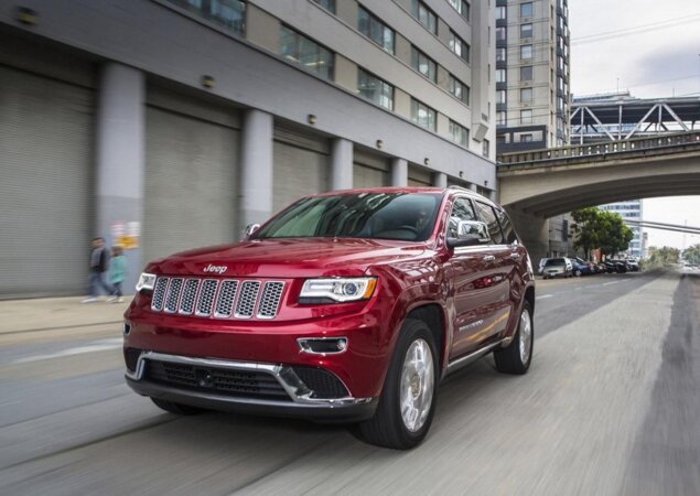 A Jeep equipou o Grand Cherokee com nova transmissão automática de oito marchas na versão 2014