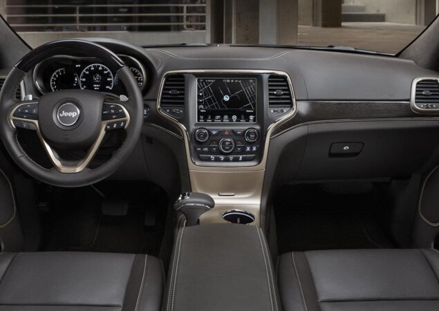 Cabine do Jeep Grand Cherokee 2014