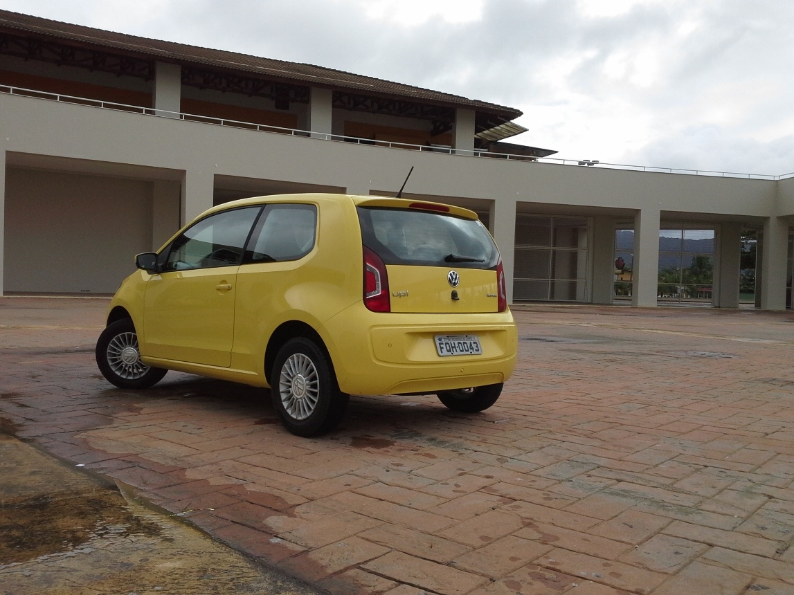 Versão básica com duas portas custa R$ 26.900, enquanto a de quatro portas não sai por menos de R$ 28.900