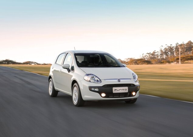 Fiat Punto 2015 está mais equipado