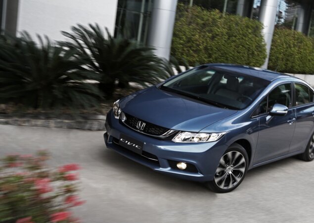 Honda reposiciona oferta do Civic 2015