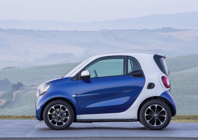 A plataforma é compartilhada com o Renault Twingo