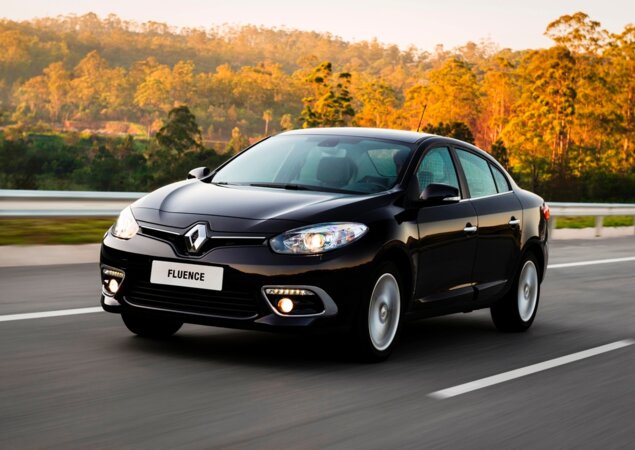 Renault lança Fluence 2015 reestilizado, agora integrado à nova identidade visual da marca
