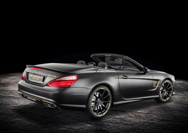 Com produção limitada a 19 unidades, superesportivo de luxo traz motor 5.5 V8 biturbo capaz de render 593 cv de potência
