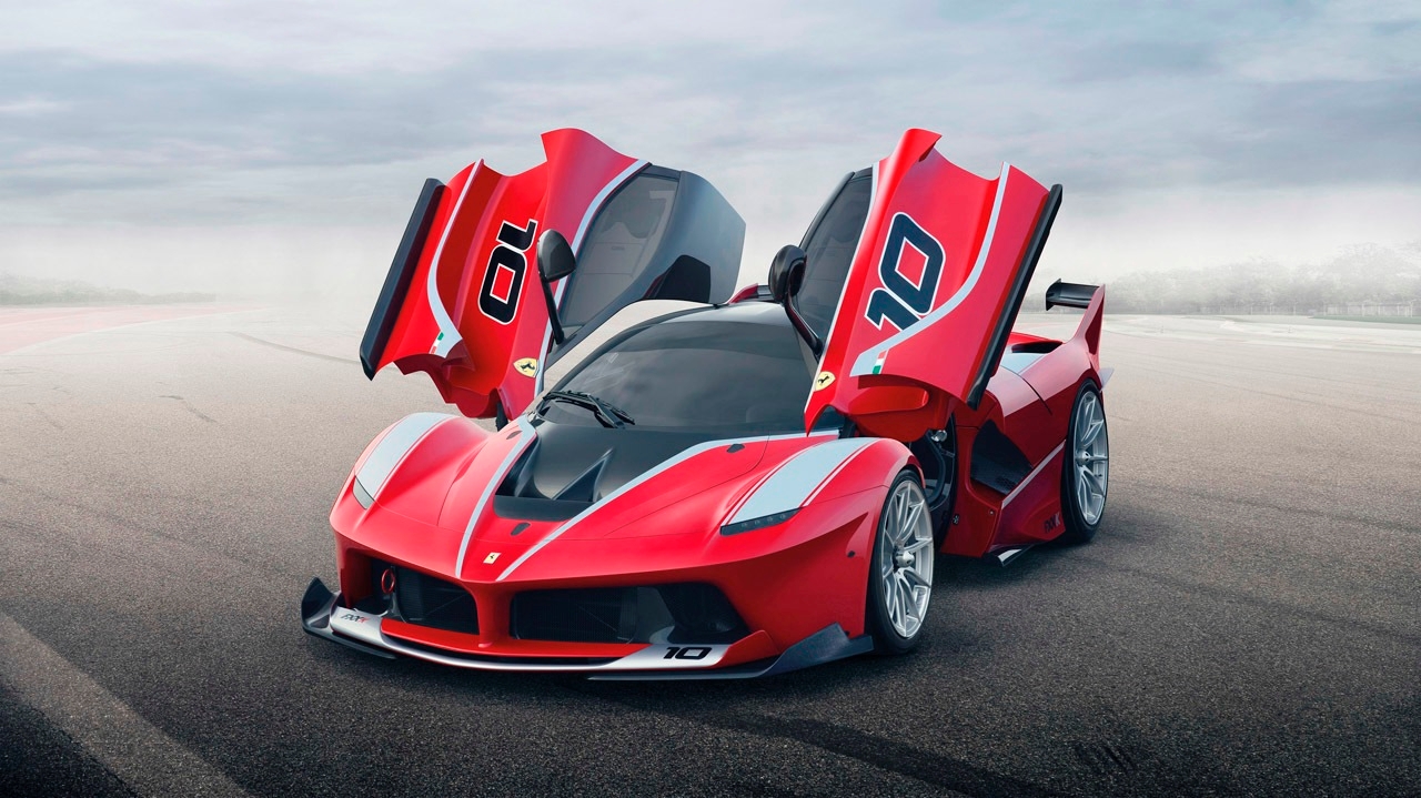O FXX K é um "carro-laboratório" desenvolvido pela Ferrari com base no híbrido LaFerrari
