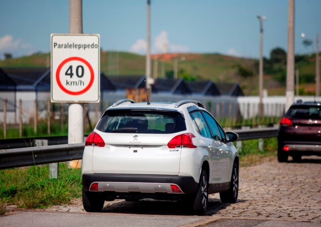Desenvolvimento do 2008 nacional exigiu 800.000 km de testes e R$ 400 milhões de investimento