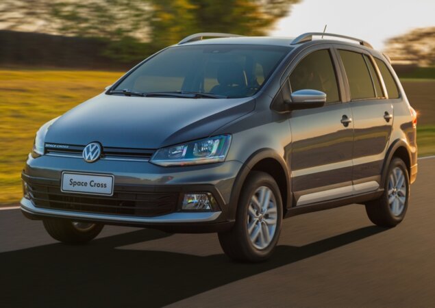 O modelo SpaceCross (foto), assim como a versão Highline da SpaceFox, é equipada com motor flex 1.6 16V de 120 cv