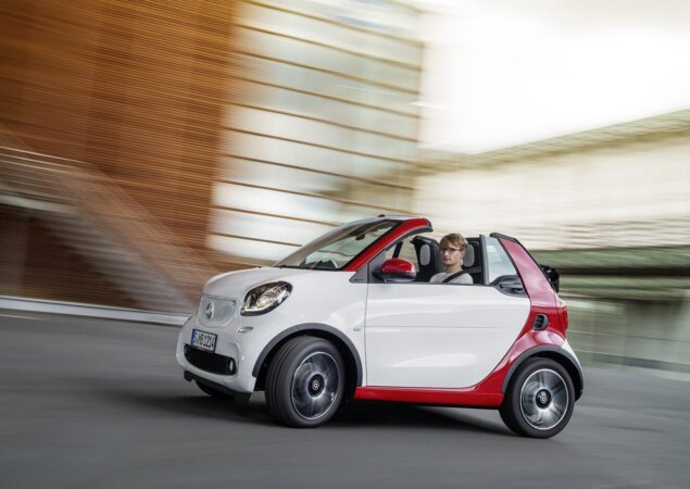 O novo fortwo cabrio é 15% mais rígido do que o antecessor