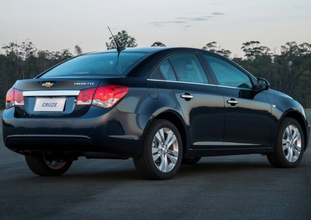 Família Cruze terá o sistema OnStar de série em todas as versões no modelo 2016, com serviço gratuito por 12 meses