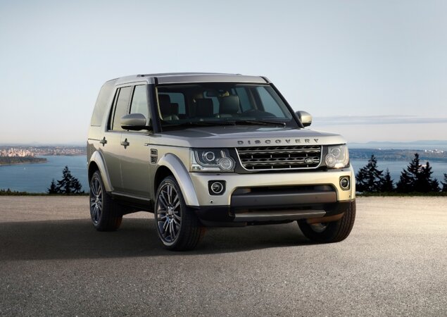 A Land Rover apresentou duas séries especiais para o Discovery: Landmark e Graphite (foto)