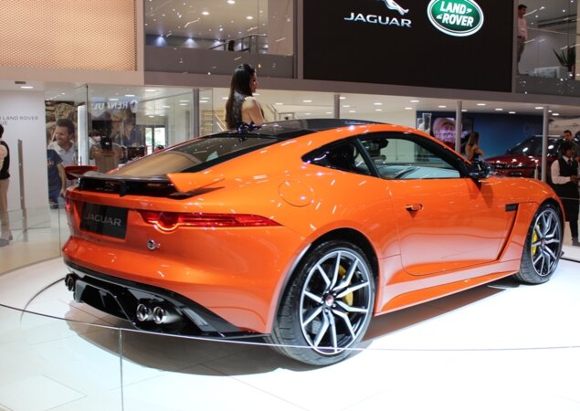 Jaguar F-Type SVR