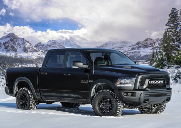 RAM 1500 Rebel Black chega em março às lojas dos EUA