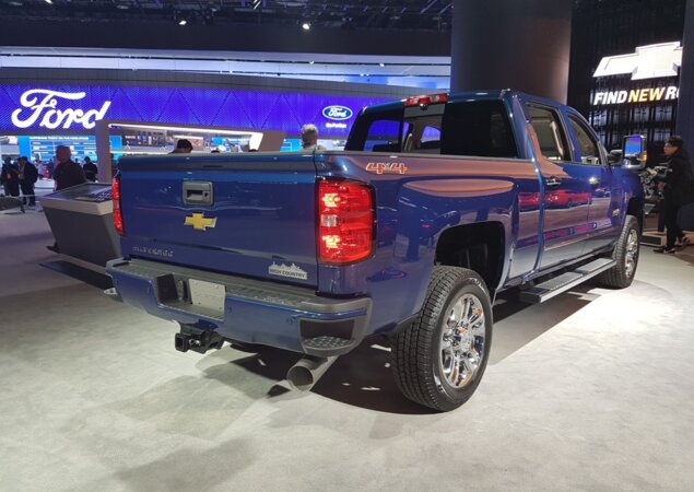 Chevrolet Silverado High Country