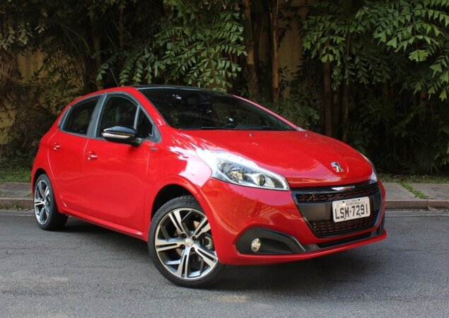 Peugeot 208 GT