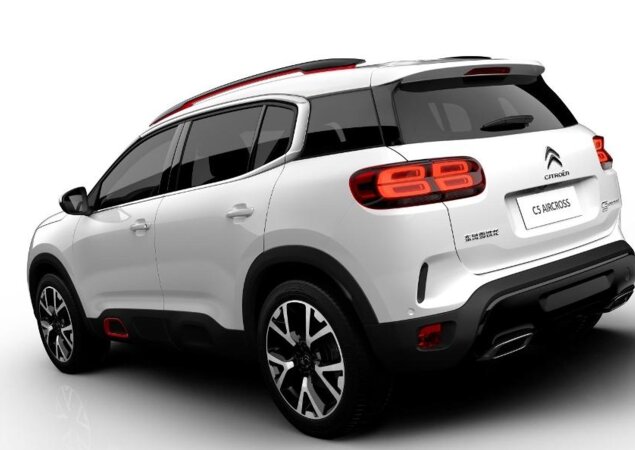 É o carro mais potente já feito pela marca francesa