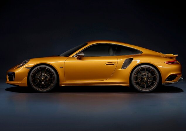 Pintura amarela Golden Metallic é exclusiva