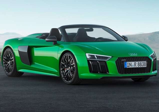 O R8 é vendido no Brasil apenas na versão topo de linha V10 Plus