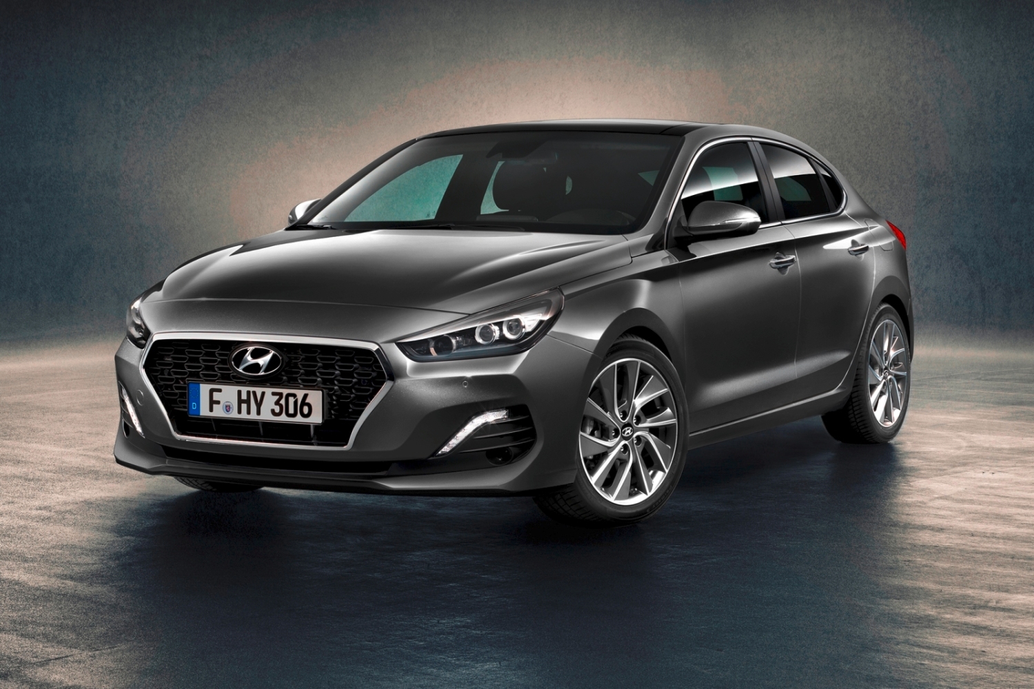 Para-choque mais esportivo é exclusivo do i30 Fastback