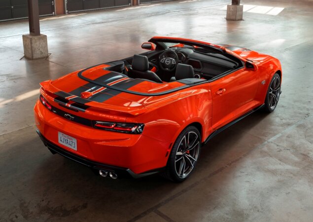 Cor laranja é inspirada nas pistas de plástico da Hot Wheels