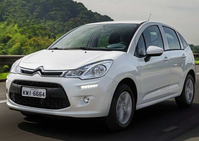 8. Citroën C3 1.2 PureTech. Consumo: 10,2 km/l na cidade e 10,8 km/l na estrada (etanol) / 14,3 km/l na cidade e 15,6 km/l na estrada (gasolina)