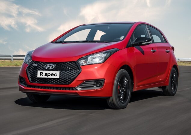 Versão R spec ganhou novas rodas de liga leve