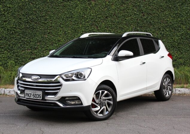 JAC T40 CVT custa R$ 69.990