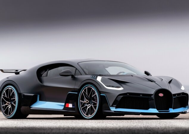 Visual radical é fruto do trabalho aerodinâmico feito pela Bugatti