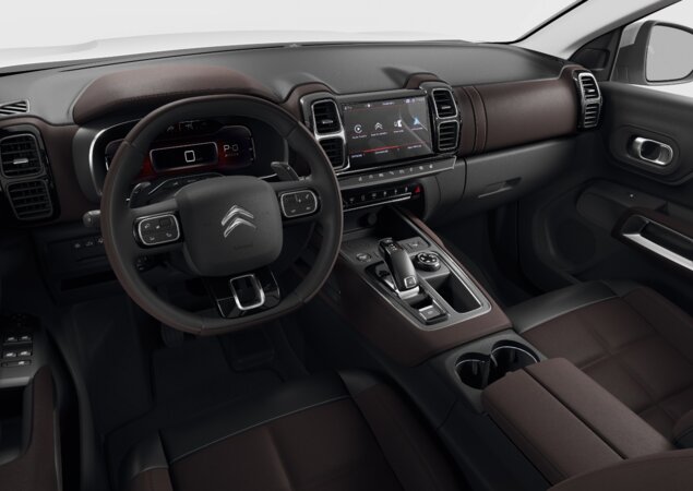 Interior tem estilo comedido, porém moderno