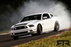 Mustang ganha edição especial nos EUA