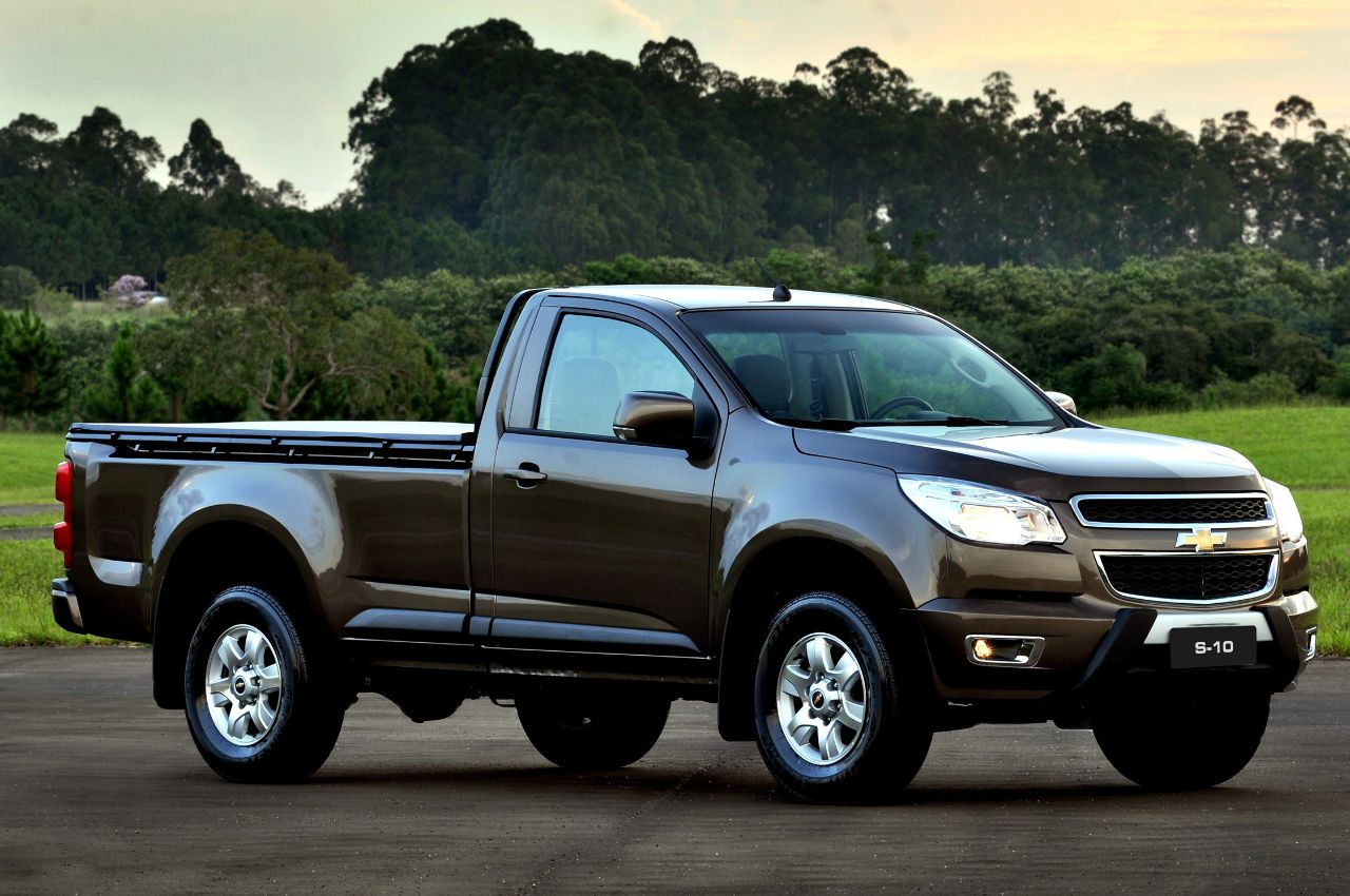 GM lança S10 de entrada com tração 4x2 e motor a diesel