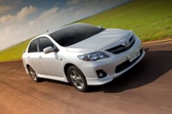 GPS, câmera e bluetooth chegam ao Corolla 2014