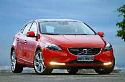 Com estilo e desempenho, V40 quer fatia das alemãs