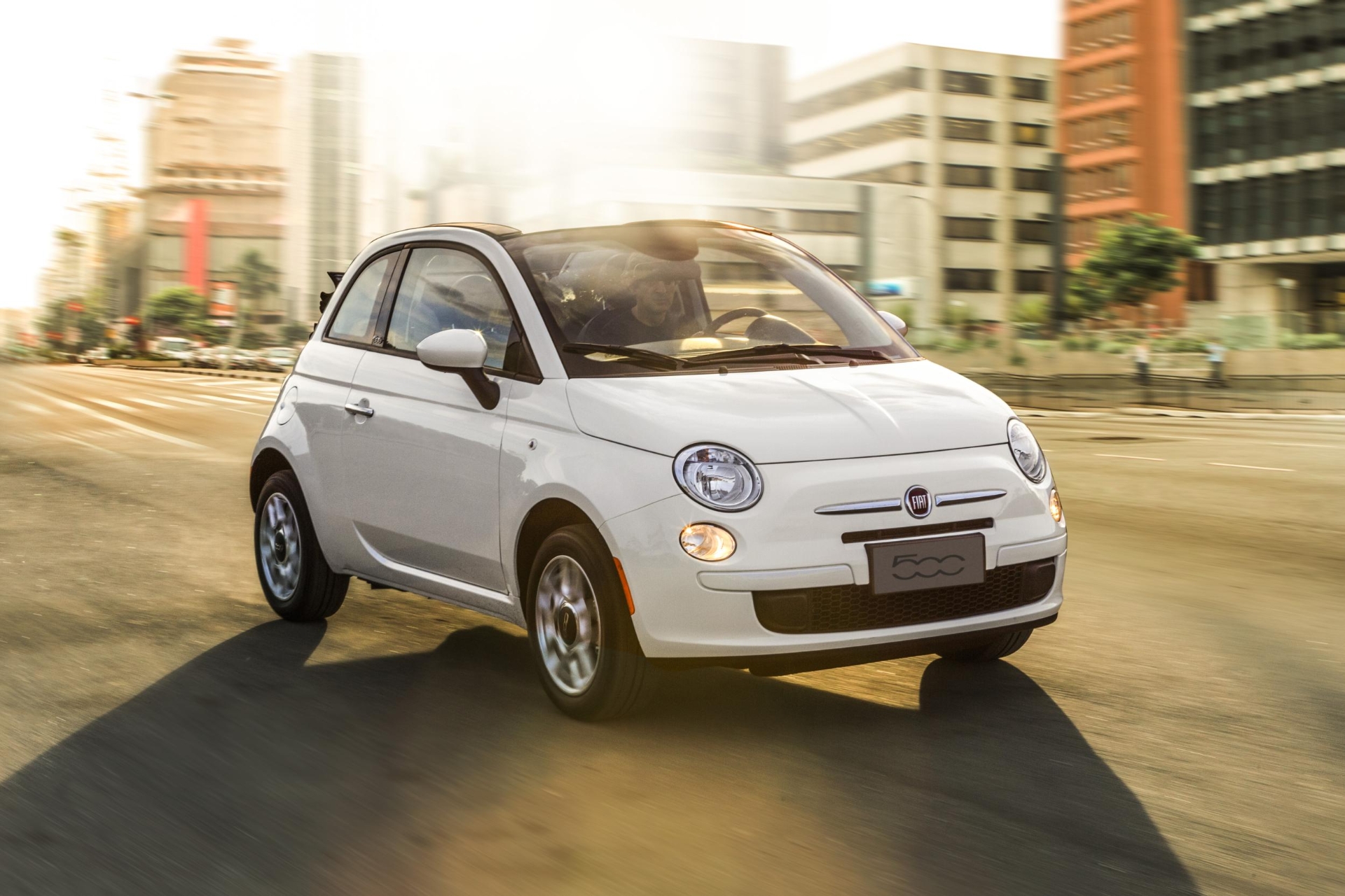 Fiat revela nova gama do 500