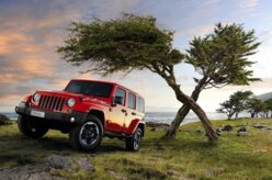 Jeep Wrangler ganha versão tunada na Europa