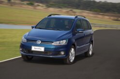 VW lança SpaceFox e SpaceCross 2015