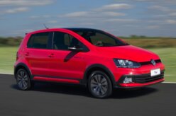 VW mostra Fox 2016 e nova central multimídia