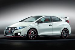 Civic Type R começa a ser vendido na Europa