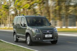 Fiat Doblò ganha novos itens de série e fica mais caro