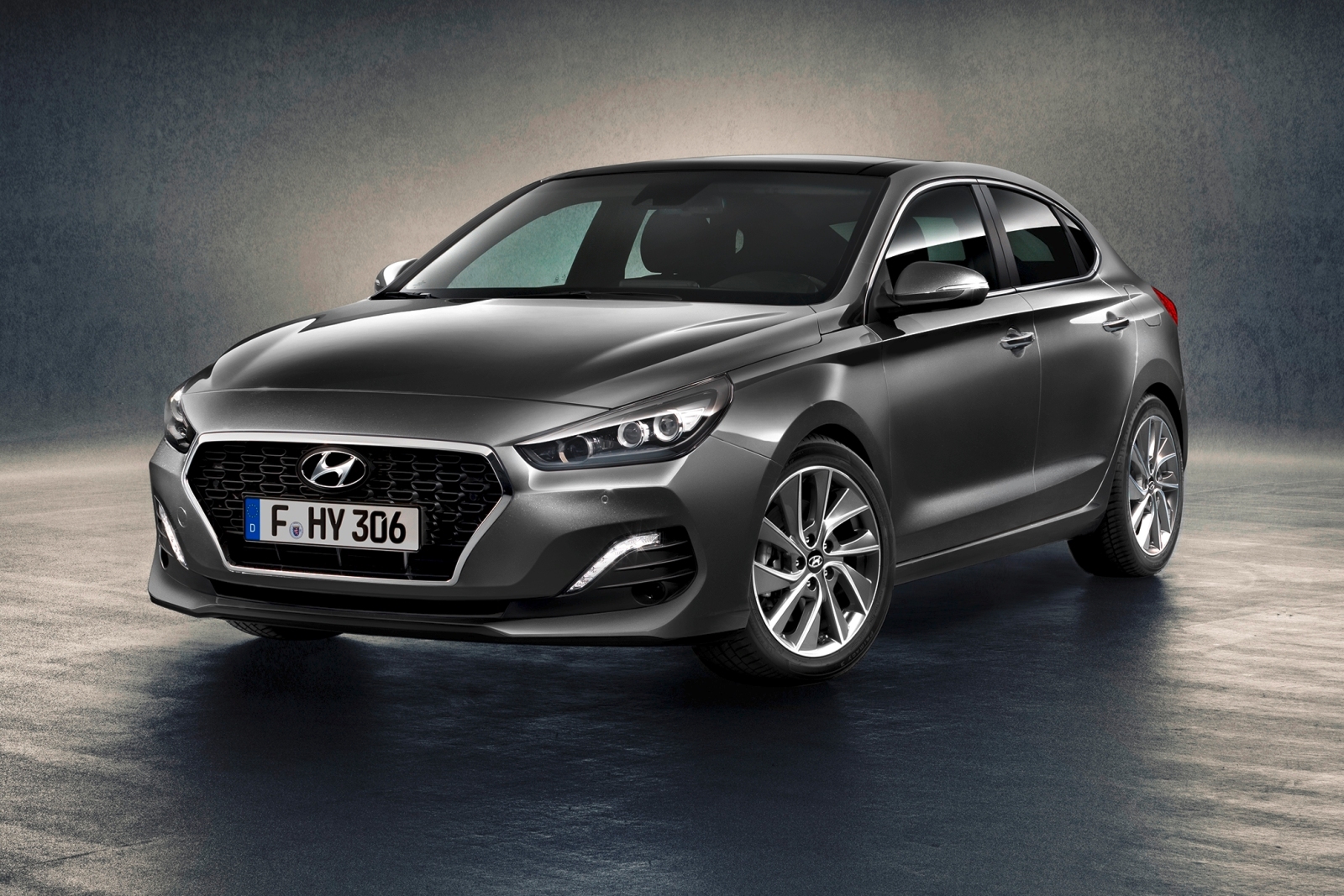 Hyundai i30 Fastback é apresentado com estilo de sobra