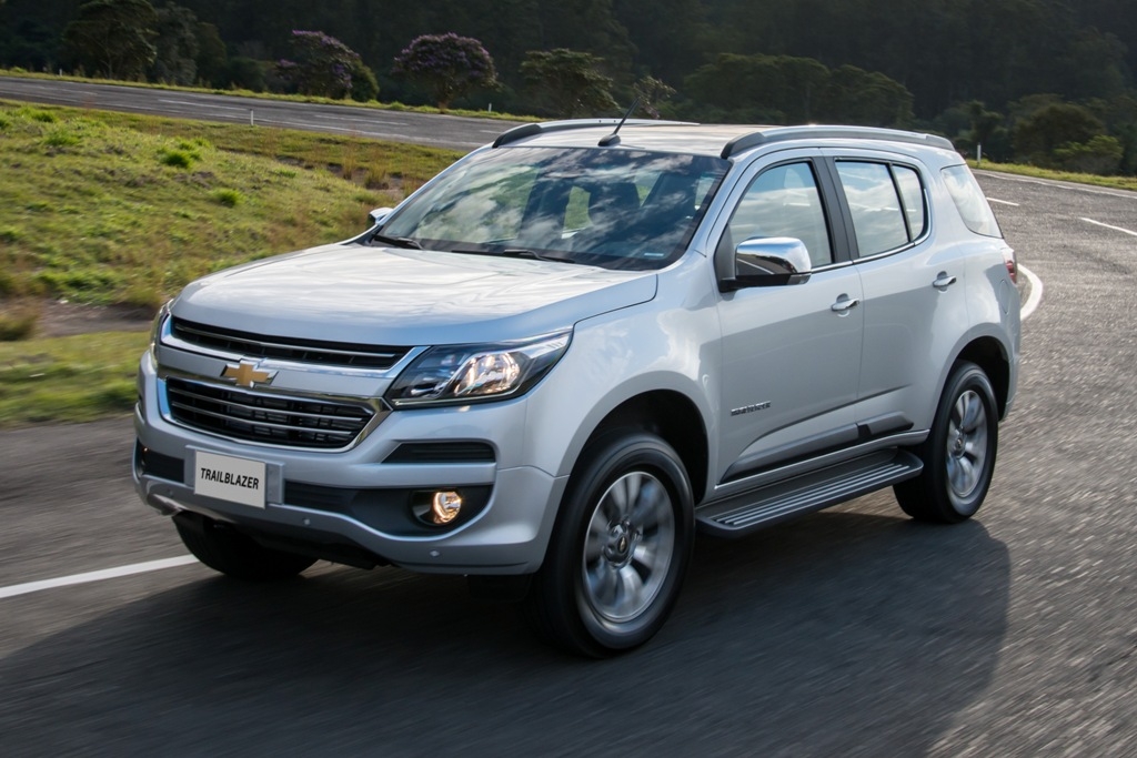 Chevrolet Trailblazer diesel também muda e encarece