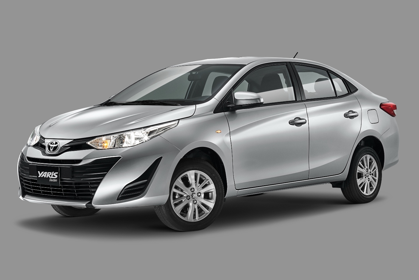 De olho em Virtus e Cronos, Toyota confirma Yaris Sedan