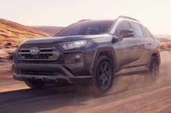 Toyota RAV4 ganha versão off-road com motor 2.5 de 204 cv