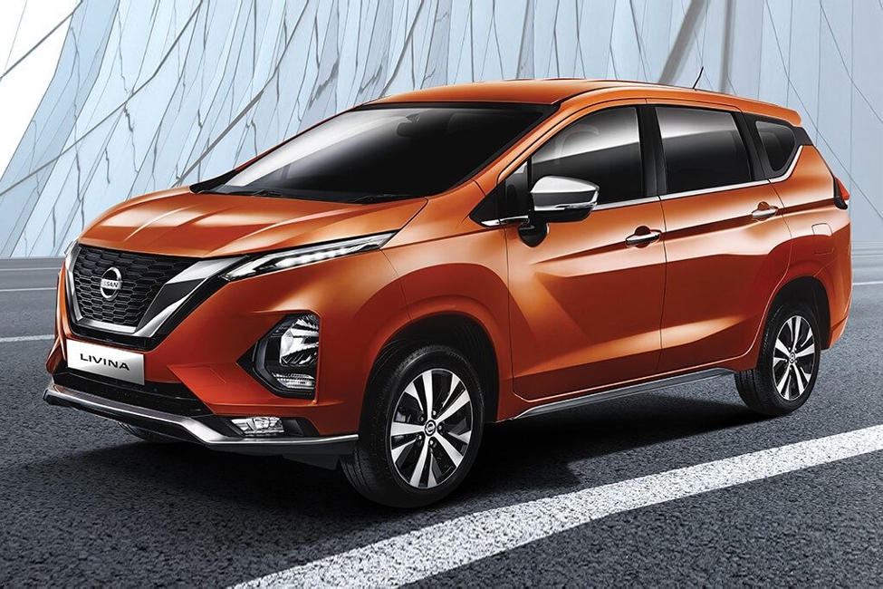 Nissan Livina volta com Mitsubishi rebatizada de 7 lugares