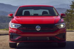 VW Jetta GLI: sedã do Golf GTI chega em maio